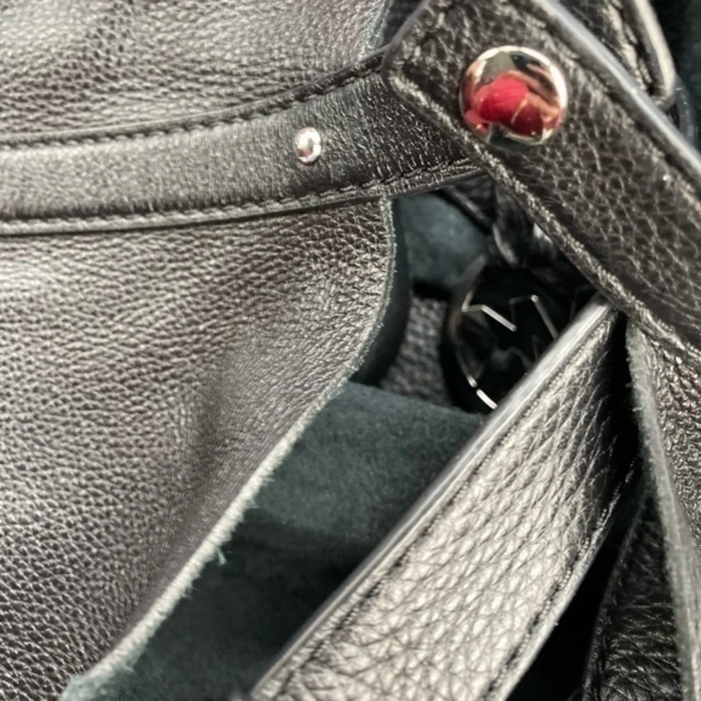 Michael kors soft leather shoulder bag
